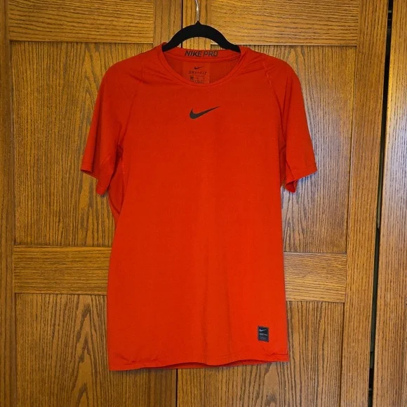 Men's Nike Pro Dri Fit tee - Picture 1 of 4